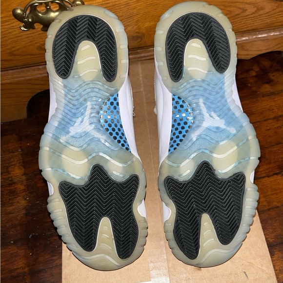 Jordan Retro 11 Columbia (2024) - Picture 5 of 5